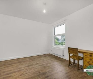 Brick Lane, Enfield, EN1 - Photo 1