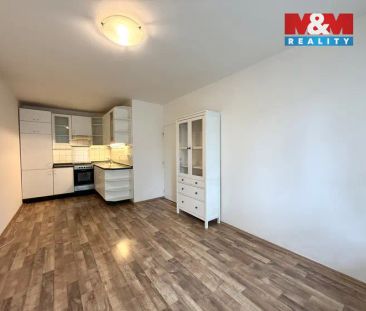 Pronájem bytu 2+kk, 40 m - Fotografie 1