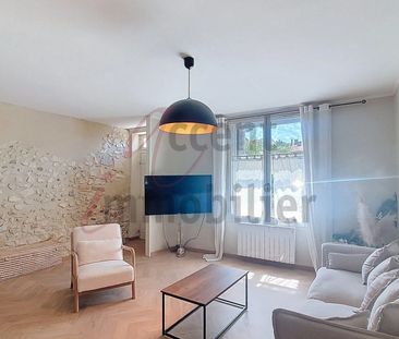 Noves : Maison de village avec terrasse, - Photo 2