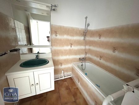 Location Appartement 2 pièces 52m² ST ETIENNE 42000 - Photo 3