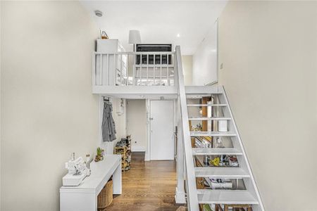 Studio to rent - Photo 2