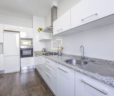 Excellent 2-bedroom apartment with 12 m² terrace for rent in El Pla... - Photo 5