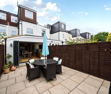 3 bedroom terraced house to rent - Photo 5