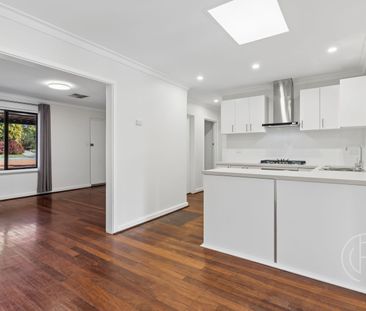 26 Anderson Way, Thornlie - Photo 2
