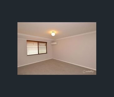 6 Isaac Street, Hammond Park, WA 6164 - Photo 2