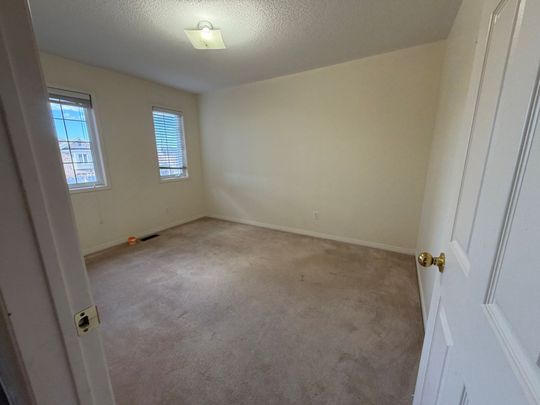 For Lease - 4628 Sandford Farm Drive, Mississauga, Ontario - Photo 1