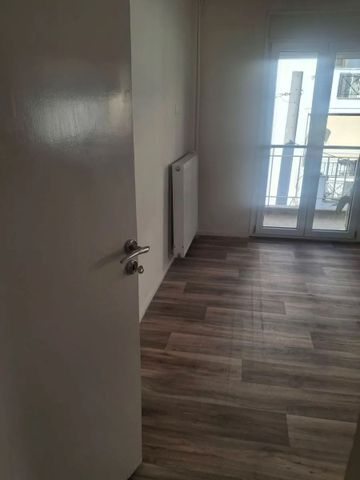 Studio/Γκαρσονιέρα για ενοικίαση Ρήγα Φεραίου (Νεάπολη) - Φωτογραφία 2