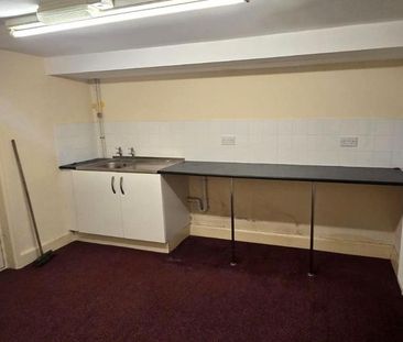 6 bedroom terraced house to rent - Photo 5