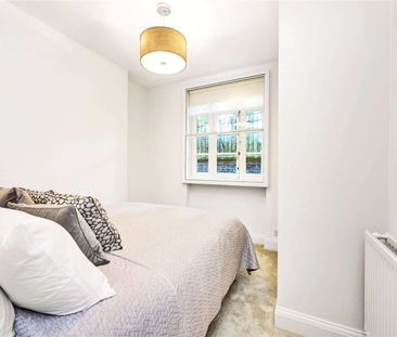 Double bedroom apartment close to Marylebone High Street. - Photo 1