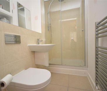 2 bedroom apartment to rent - Photo 5