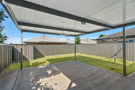 10 Hobbs Street - Photo 2