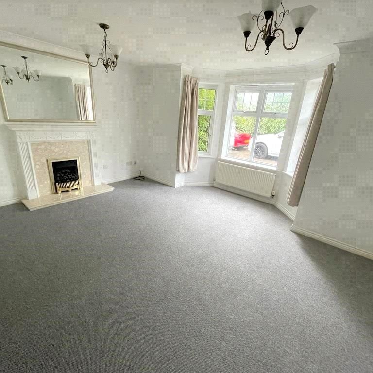 4 bedroom detached house to rent - Photo 1