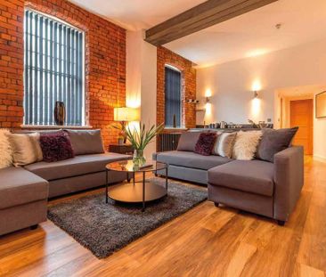 1 bedroom in a flat share to rent - Photo 2