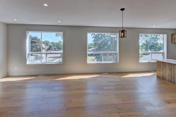 For Lease - 173 WILLIAM Street, North Middlesex, Ontario - Photo 1