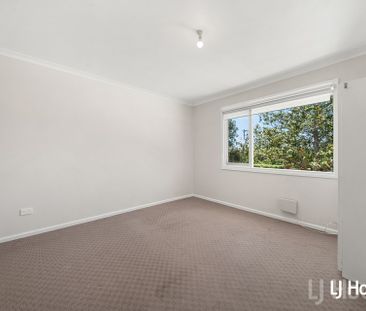Spacious Three-Bedroom Home - Photo 1