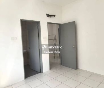 IKE Village Apartment - Photo 5