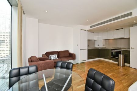 1 Bed Flat, Landmark West Tower, E14 - Photo 4