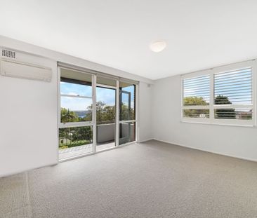 Renovated Apartment in Central location - Photo 3