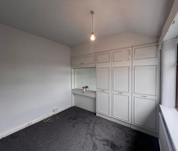 3 bedroom House To Let - Photo 2