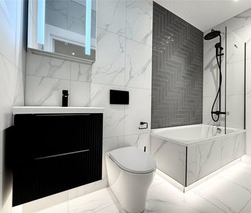 Rye Close, Fleet, Hampshire, GU51 - Photo 3