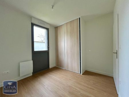Location Appartement 3 pièces 68m² POITIERS 86000 - Photo 4