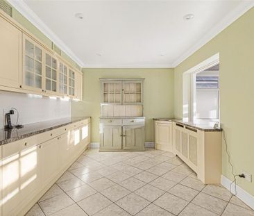 2 bedroom semi-detached house to rent - Photo 6