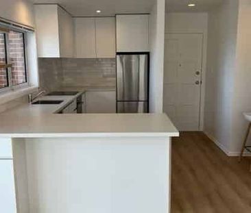 Takapuna apartment with a view - Photo 3