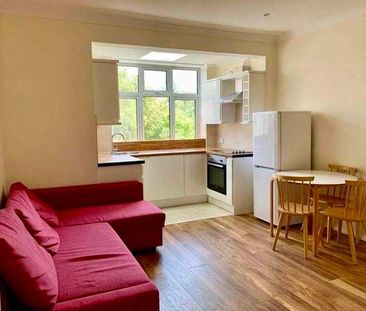 Hanger Lane, Ealing, Ealing, W5 - Photo 2