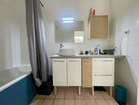 Location Appartement 2 pièces 49m² LA POSSESSION 97419 - Photo 5