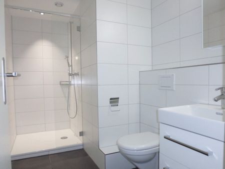 Big City Life in Gundeli - Photo 3