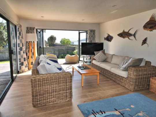 FAMILY GETAWAY - Photo 1