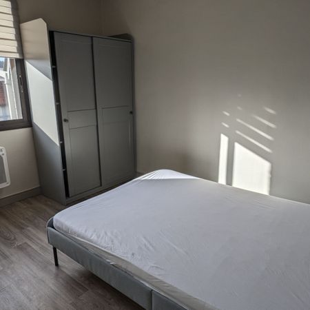 Location Appartement 2 pièces 27m² DEVILLE LES ROUEN 76250 - Photo 3