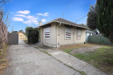 55 Melon st, Braybrook, VIC 3019 - Photo 2