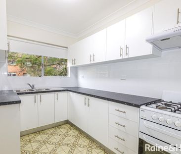 2 Bedroom Unit in a Quiet Street! - Photo 2