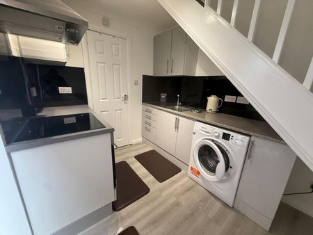 1 Bed Flat, Sudbury Court Road, HA1 - Photo 5