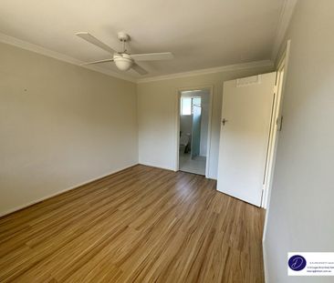 Centrally Located One Bedroom Apartment! - Photo 4