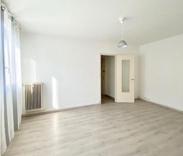 Location Appartement 2 pièces 43m² BEAUVAIS 60000 - Photo 1