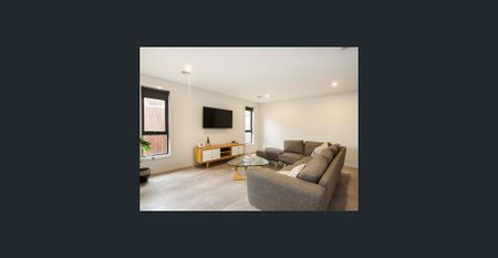 Stylish, established home With Club Armstrong included! - Photo 5