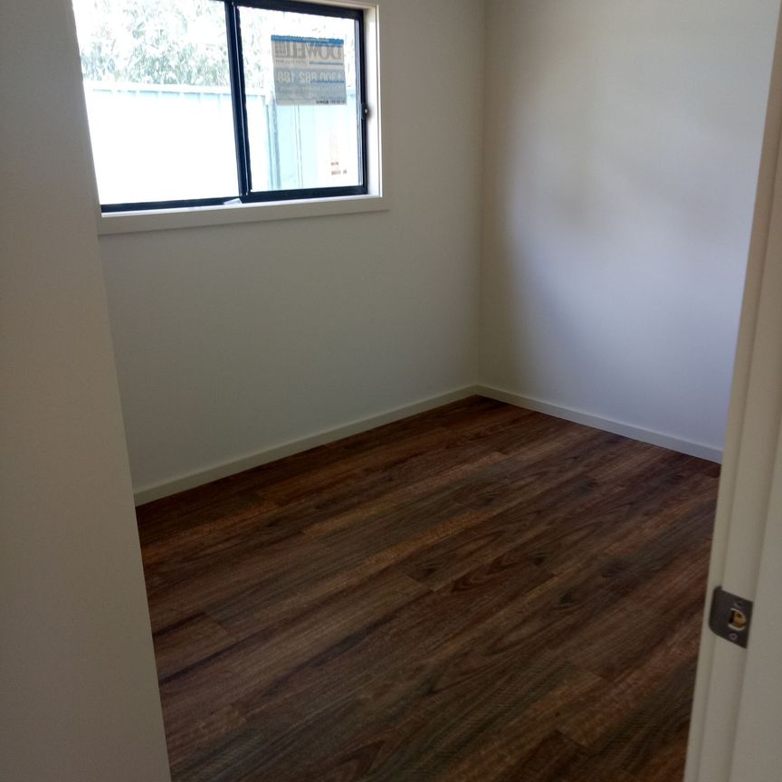 **Up to two weeks rent free! - Photo 1