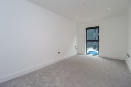 Waterford House, Bayscape, Cardiff Marina - Photo 4