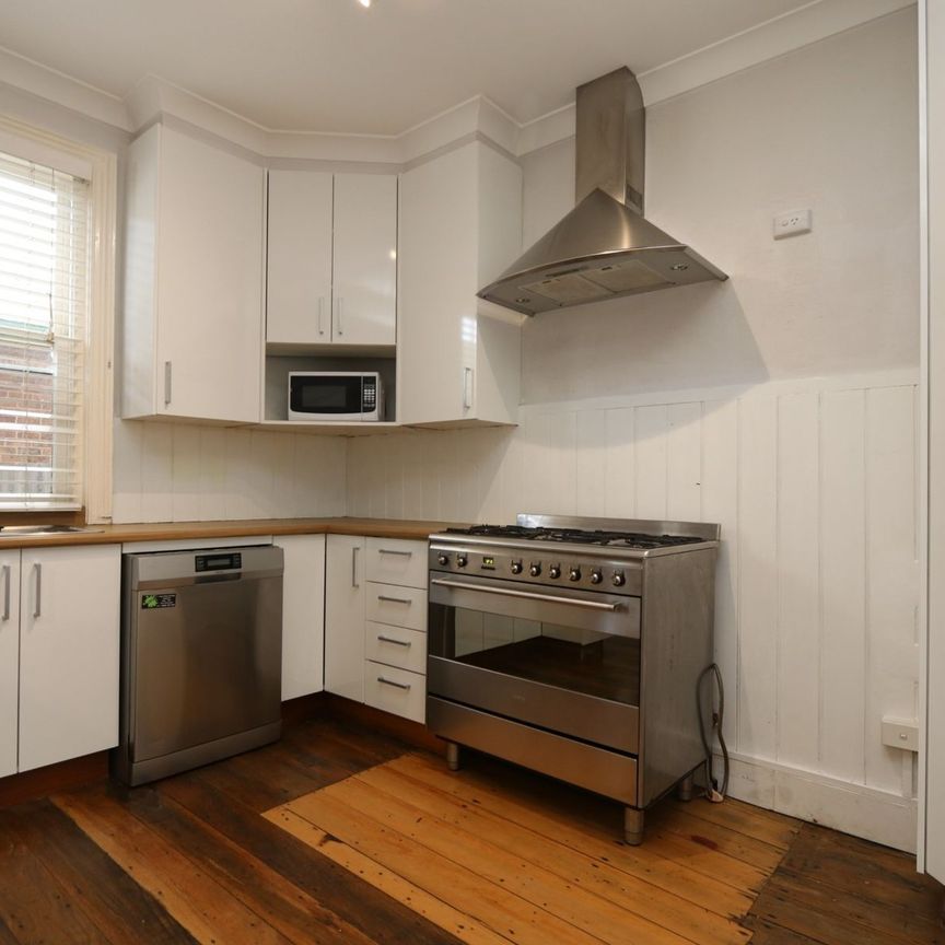 20 Cowper Street, Goulburn - Photo 1