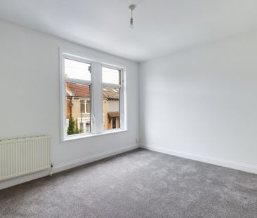 Martin Road, Portsmouth, PO3 - Photo 2