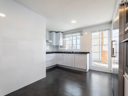 Bright and spacious penthouse in Monte del Pilar - Photo 3