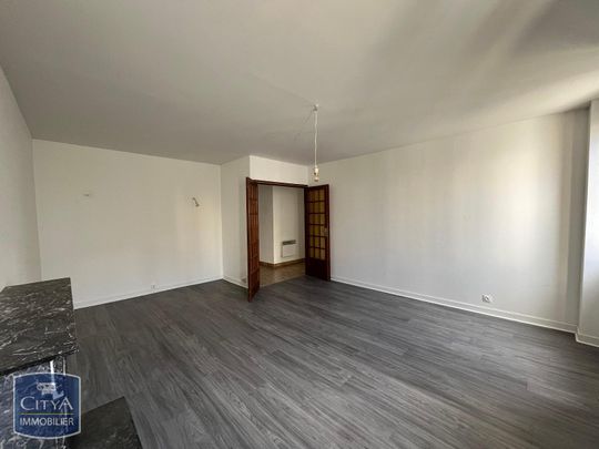 Location Appartement 4 pièces 85m² CHAMBERY 73000 - Photo 1