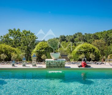 Proche Gordes - Belle bastide avec piscine chauffée - Photo 6