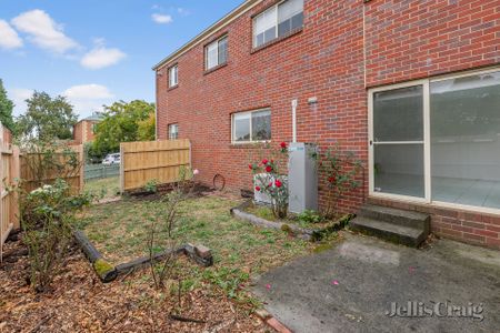 27 Eureka Gardens, Eureka - Photo 4