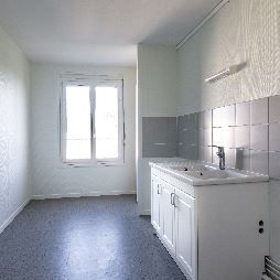 Appartement – Type 5 – 94m² – 380.6 € – LE BLANC - Photo 2