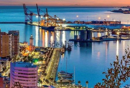 Alquiler de piso en Calle Héroe de Sostoa - Photo 4