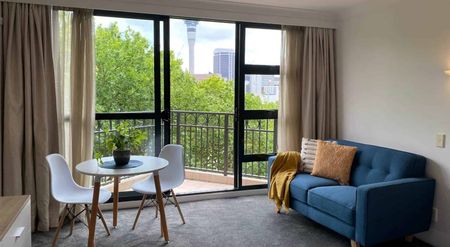 Modern & Spacious Studio Apartment - Water & P... - Photo 4