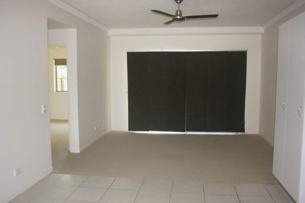 Unbeatable Location, Easy Living—Don’t Miss This! - Photo 1